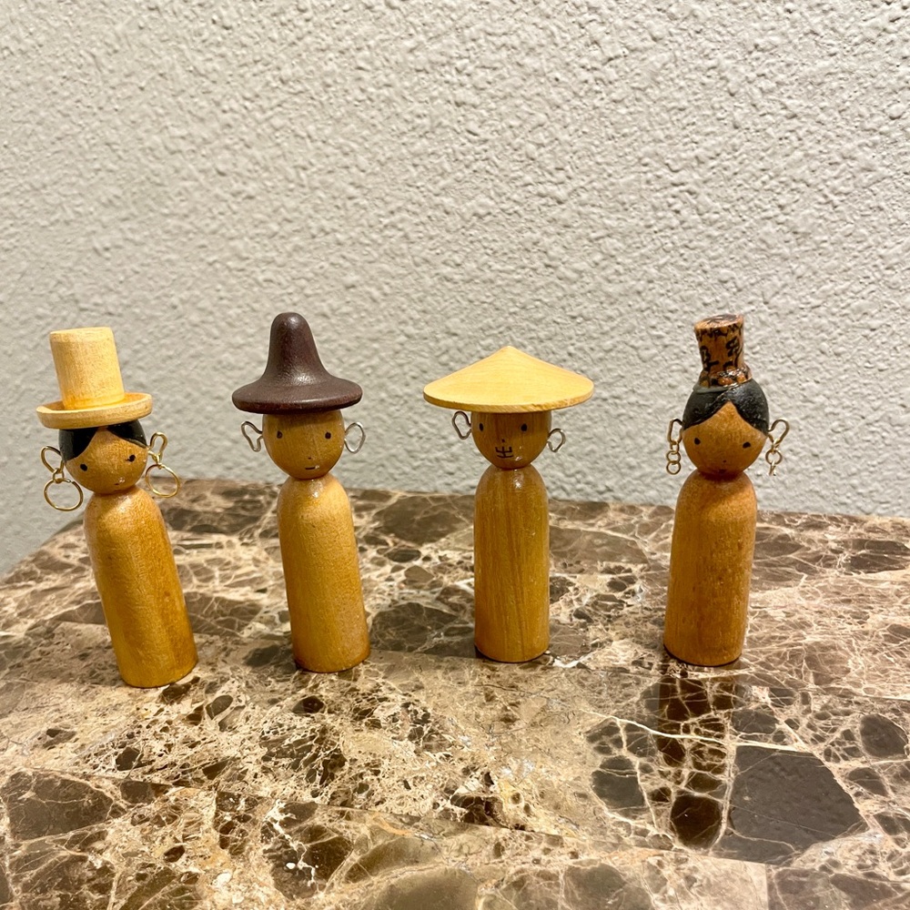 Vintage Wooden Asian Finger Puppets